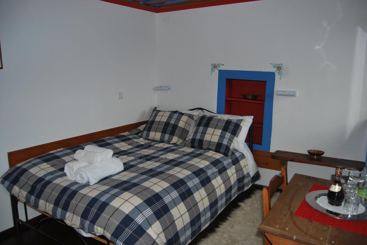 Tritoxo Guesthouse Koukkouli Bagian luar foto